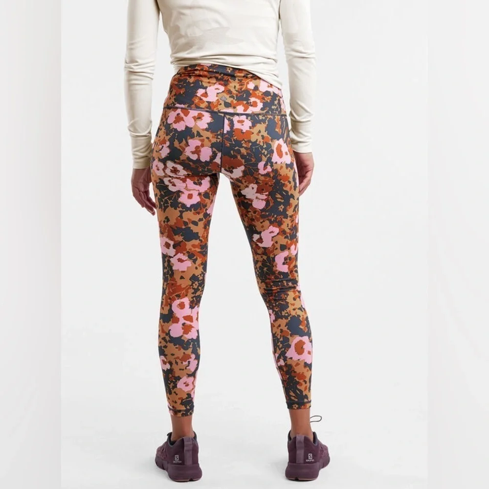 NWT Title Nine PrAna Kimble Printed 7/8 legging - Picture 9 of 9